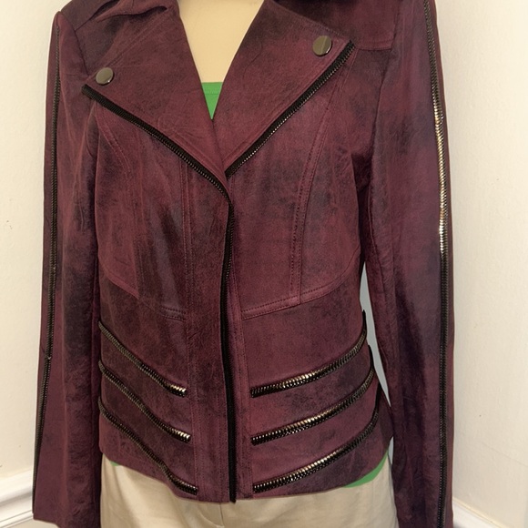Insight New York Zipper Jacket Size 8 Magenta Vegan Pleather - Picture 2 of 13